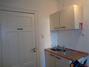 Küchenzeile 2 Bild 10: Apartment Eulennest in ostfriesischem Gulfhof in Pilsum Nähe Greetsiel