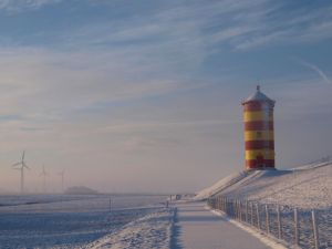 Pilsumer Leuchtturm im Winter Ein Winterurlaub an der Nordsee hat auch seinen Reiz!