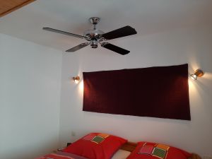 mit Deckenventilator