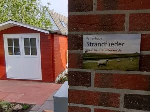 Bild 1: Haus Strandflieder - komfortable Doppelhaushälfte in Greetsiel