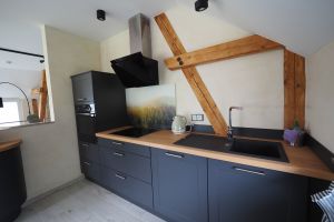 Sehr gut ausgestattete Küche