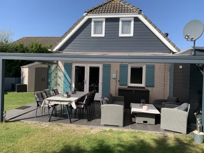 Ferienhaus in Ouddorp: Ferienhaus huis hemelsblauw Ouddorp (Noordzeepark)
