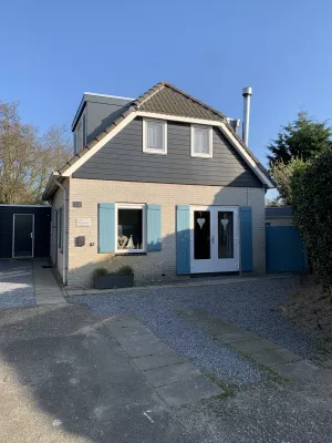 Bild 1: Ferienhaus huis hemelsblauw Ouddorp (Noordzeepark)