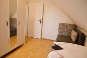 Kleiderschrank