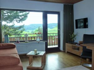 Bild 1: Haus am Sonnenberg in Todtnauberg / Ferienwohnung "LICHTBLICK"