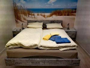 Bild 3: FeWo mit Flair und Meerblick - Strandkorb und Fahrrad inklusive
