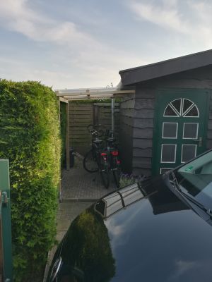 Gartenhaus mit Fahrräder