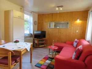 Wohnzimmer mit Küchenzeile Wohnzimmer mit Küchenzeile