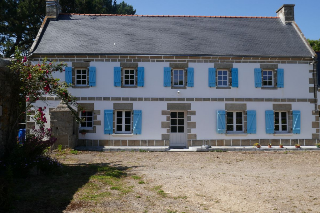 großzügiges Bauernhaus mit Sauna in der Bretagne