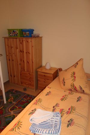 Spielzeug und Kinderbrettspiele stehen zur Verfügung