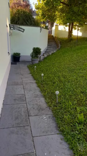 Eingezäuntes Grundstück