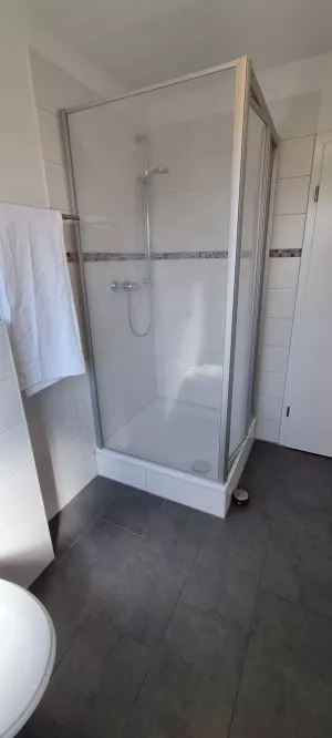 Bild 18: Wismarer Kogge Steuerbord: hochwertig, stilvoll für bis zu 6 Gäste mit Hund