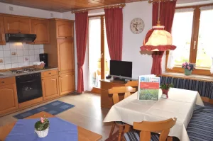 Bild 9: Ferienwohnung mit 1 Schlafzimmer für 2-4 Personen im Allgäu in Nesselwang