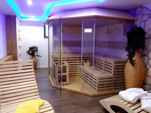 Sauna im Haus Entspannung pur in unserer Sauna mit Wohlfühllicht und Hintergrundmusik