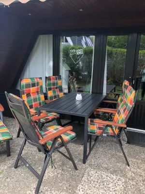 Frühstück, Mittagessen oder Grillabend auf der Sonnenterrasse.