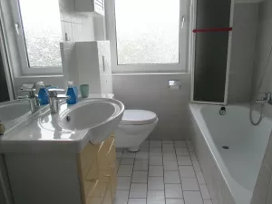 Bild 11: Carolinensiel: Fewo RUHEPOL direkt am Deich, Balkon, max. 5 Gäste + Hunde