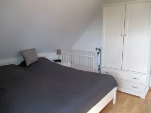 Bild 7: Carolinensiel: Fewo RUHEPOL direkt am Deich, Balkon, max. 5 Gäste + Hunde