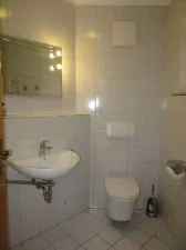 Dusche und WC