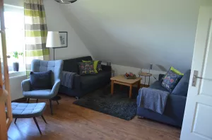 Wohnzimmer mit 2 Schlafcouchen