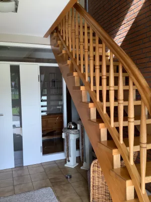 Eingang und Treppe zur Ferienwohnung