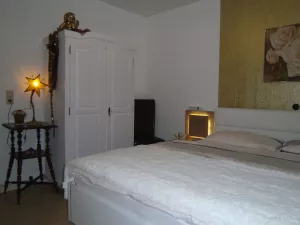 Doppelbett größe 1,80x2,00m