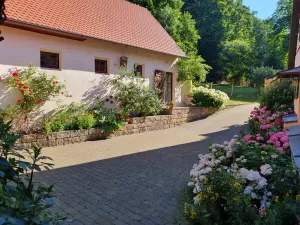 Bild 2: Ferien auf einem historischen Mühlhof