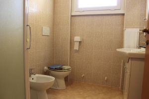 Bild 9: Lakeside Holiday Resort Anlage mit Pool fuer 6 Personen